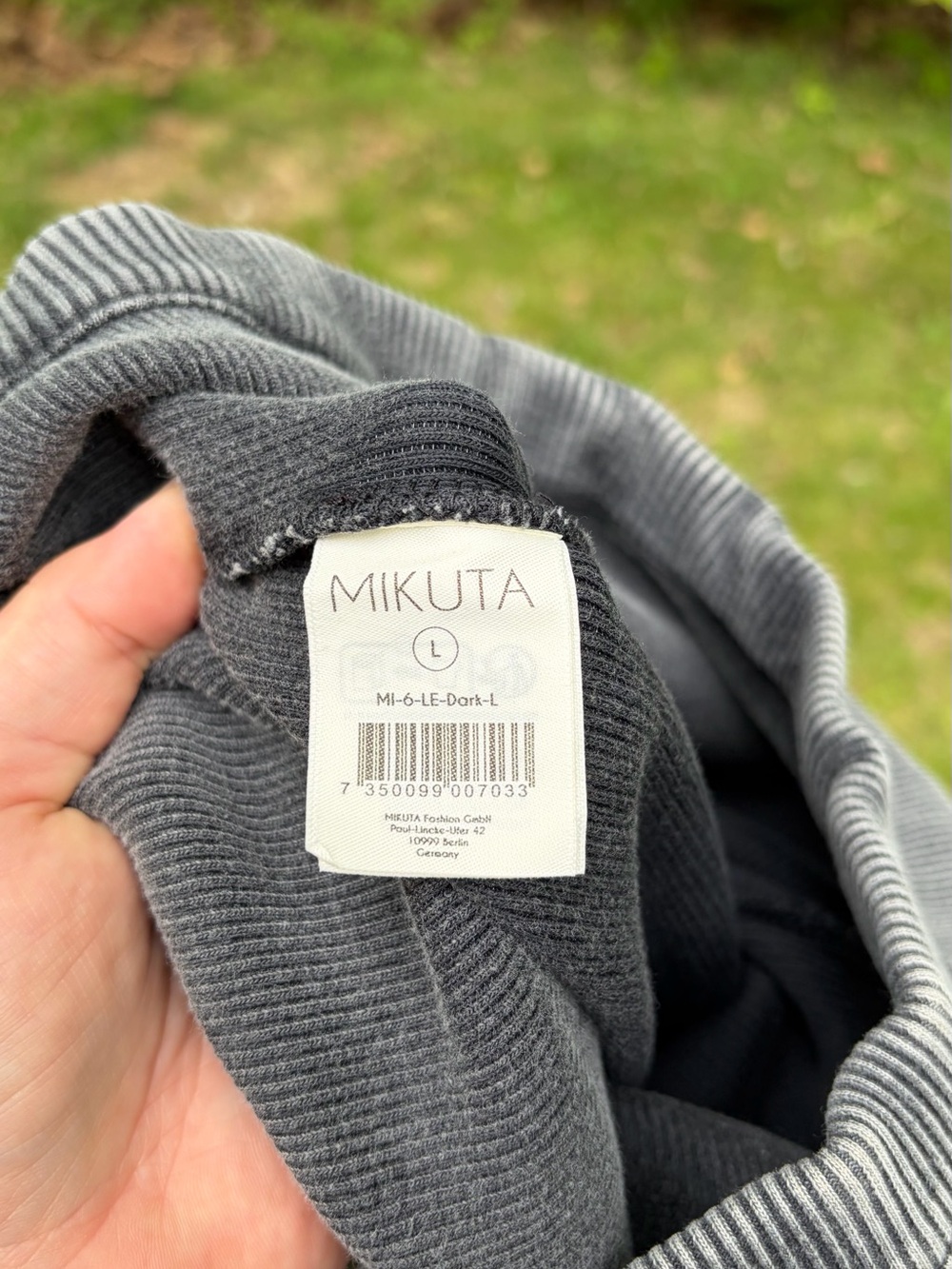 Mikuta Ribbed Legging Size Large - Picture 8 of 8